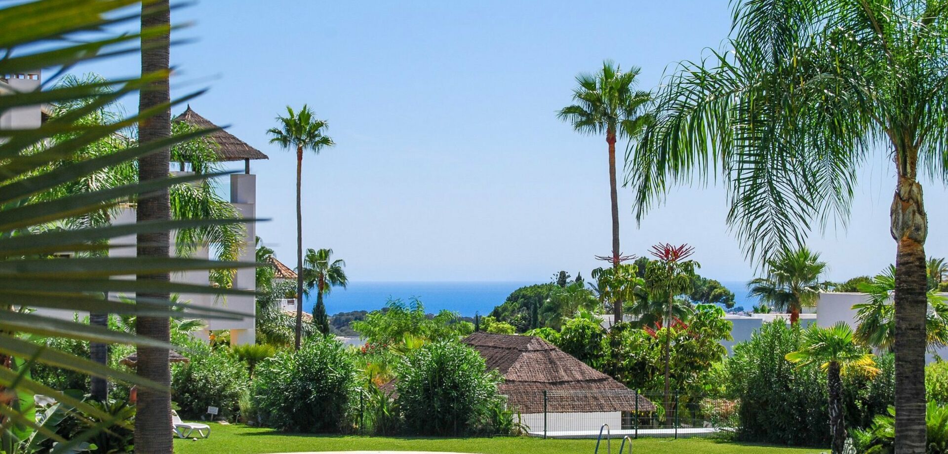 Luxury Apartment in Mirador del Paraiso à 